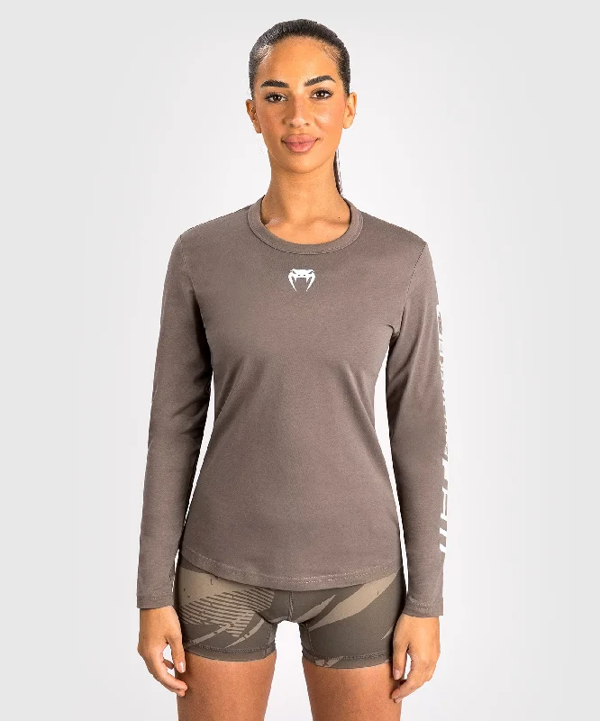 T-Shirt en Coton À Manches Longues pour Femmes UFC Adrenaline by Venum Fight Week - Bronze Fleece Fabric Down Fabric Feather Fabric T-Shirt en Coton À Manches Longues pour Femmes UFC Adrenaline by Venum Fight Week - Bronze Fleece Fabric Down Fabric Feather Fabric