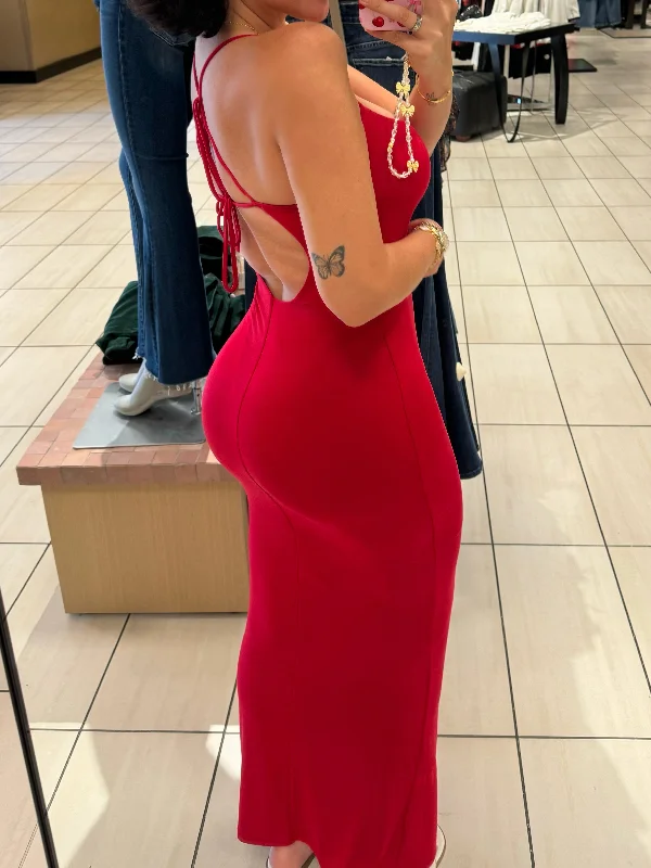 Kiersten Maxi Dress (Red) Comfortable Pleated Maxi Dress