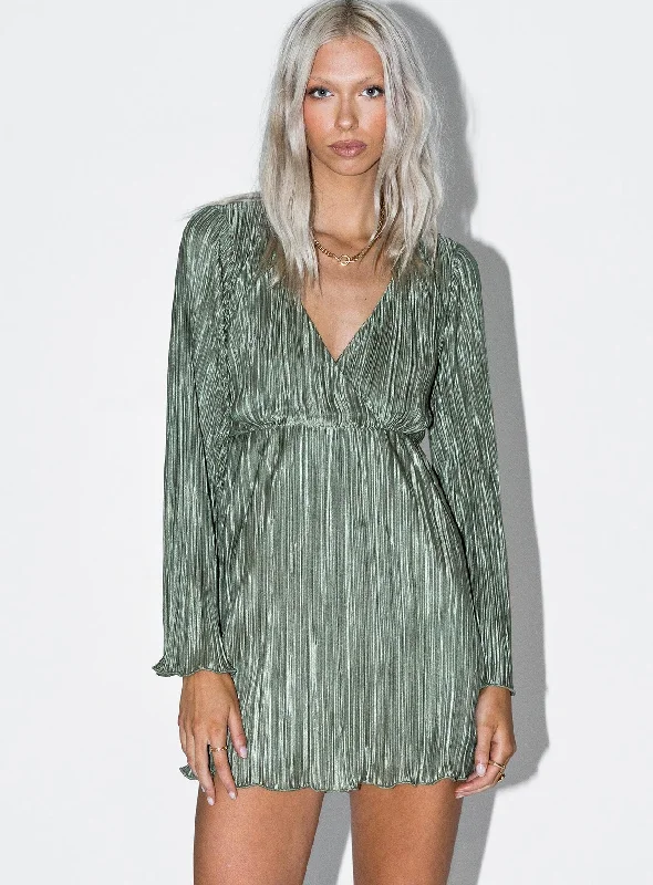 Cindie Mini Dress Green Fashionable Off-Shoulder Mini Dress
